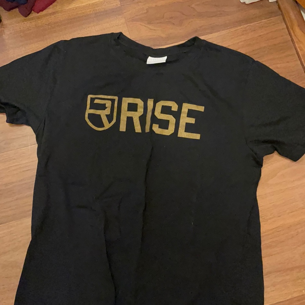 Men’s rise short sleeve gym tee